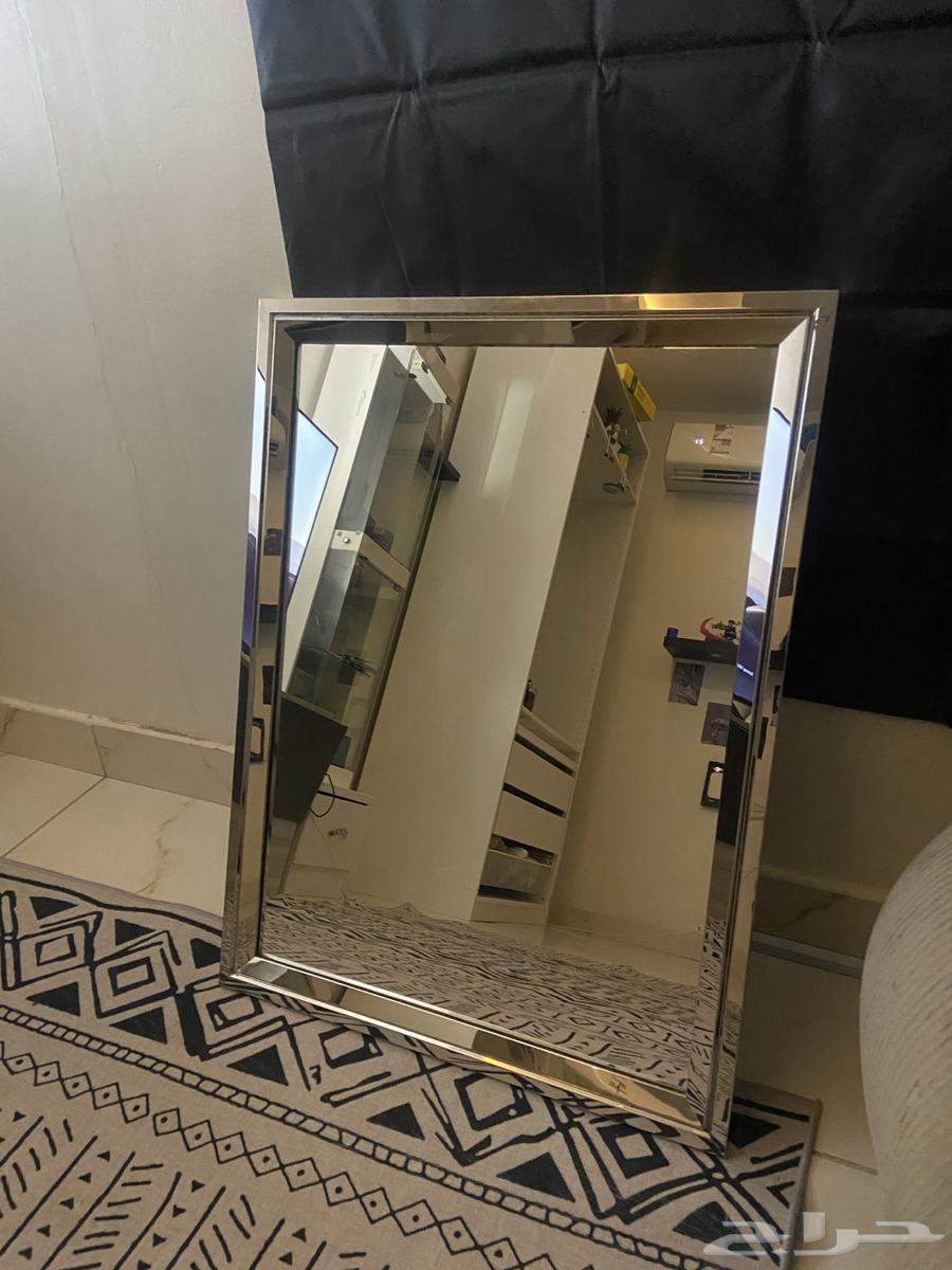 3 mirrors of graduated sizes64448594002050112