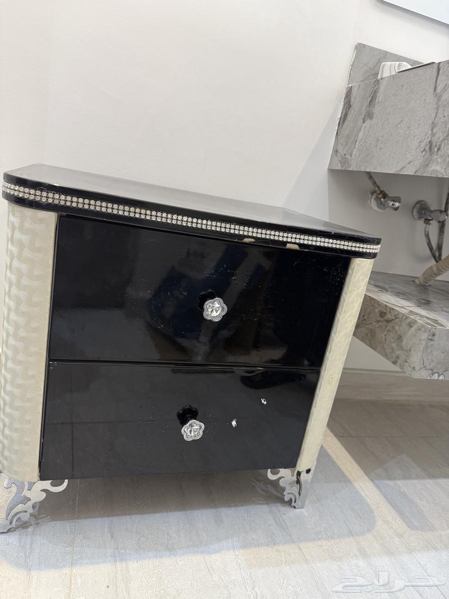 اثاث مستعمل سبب البيع الانتقال لبيت اصغر64447679432833111