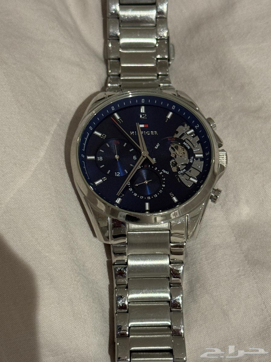 ساعة تومي بحالة ممتازة للبيع64483964171905111