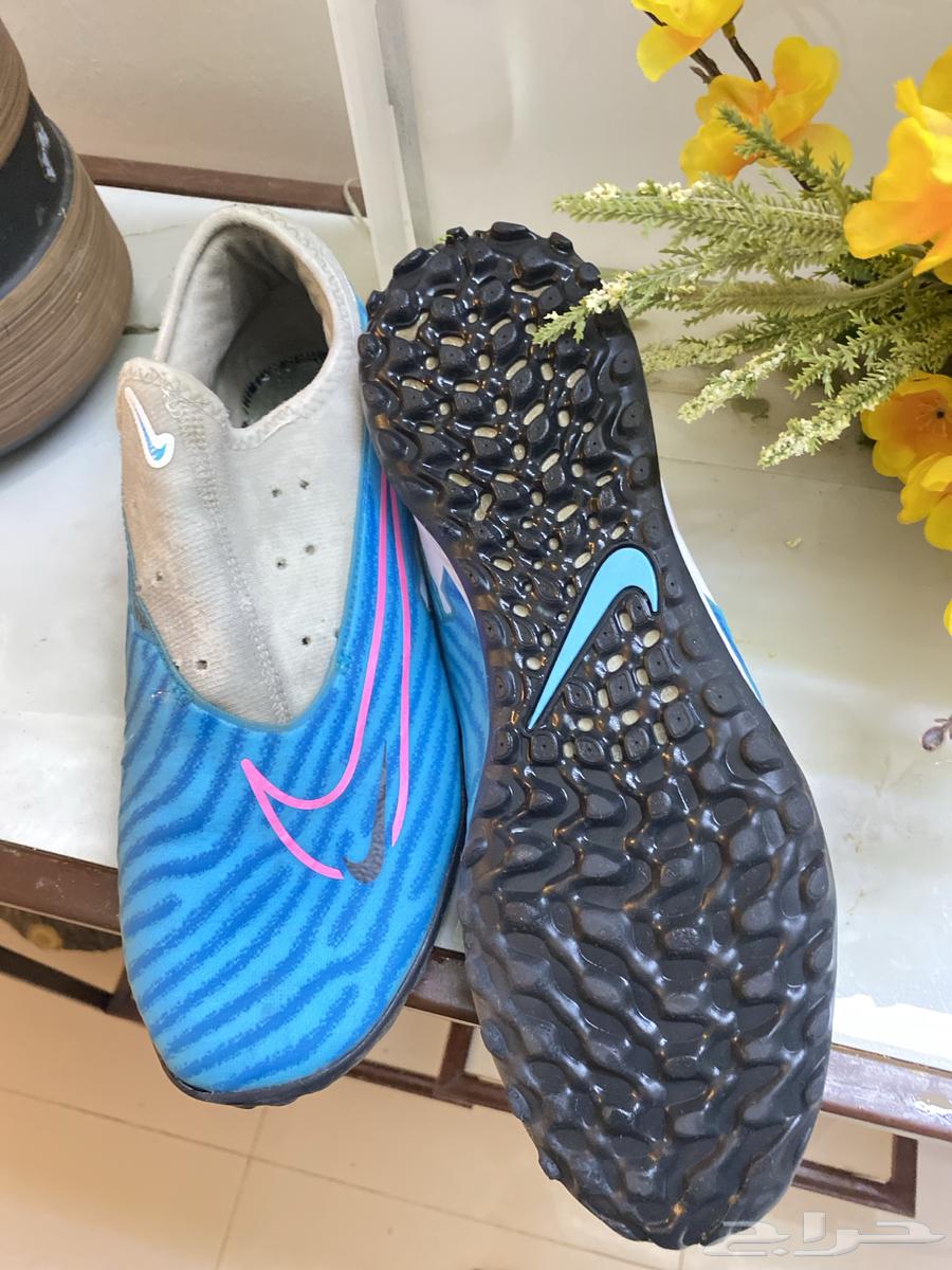 جزمة (بوت) كوره Nike64447705911042113