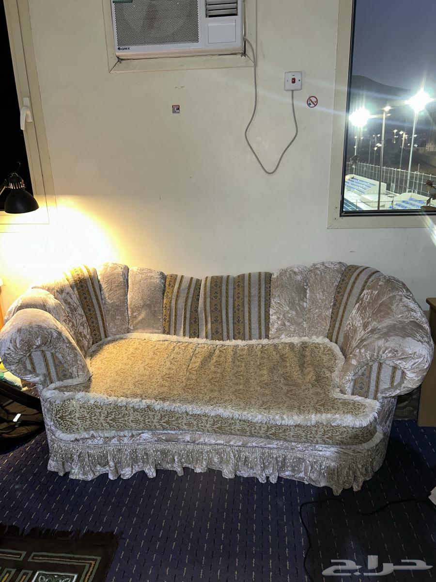 For sale, a sofa in good condition64448567134593110