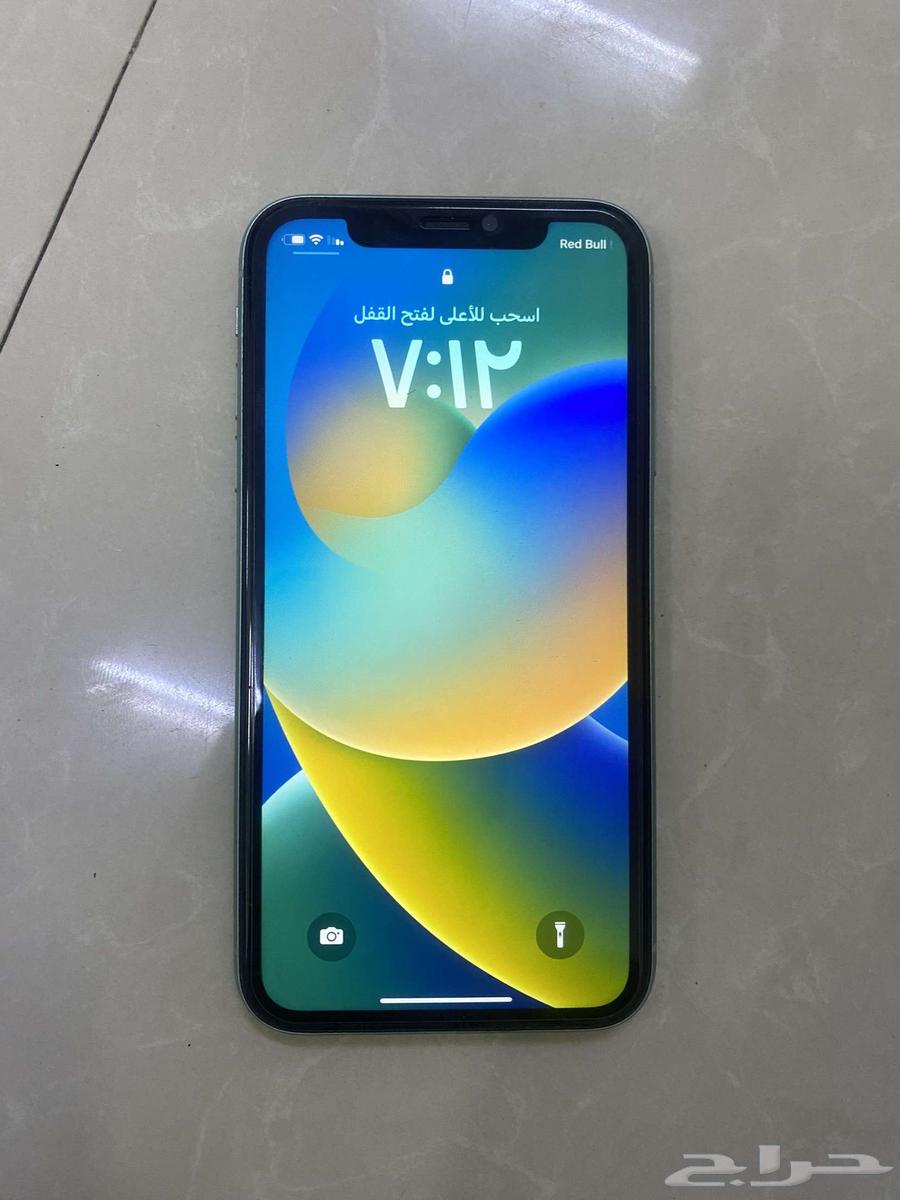 السلام عليكم. عارض ايفون 11. وكاله بطاريه 70. الجوال64447679326337110