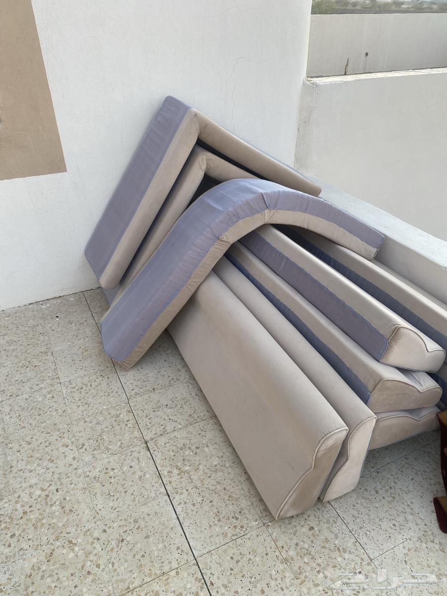 12-piece sofa cushions with three corners, in excellent and clean condition64448235471233110