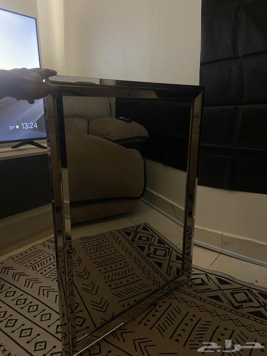 3 mirrors of graduated sizes64448594002050110