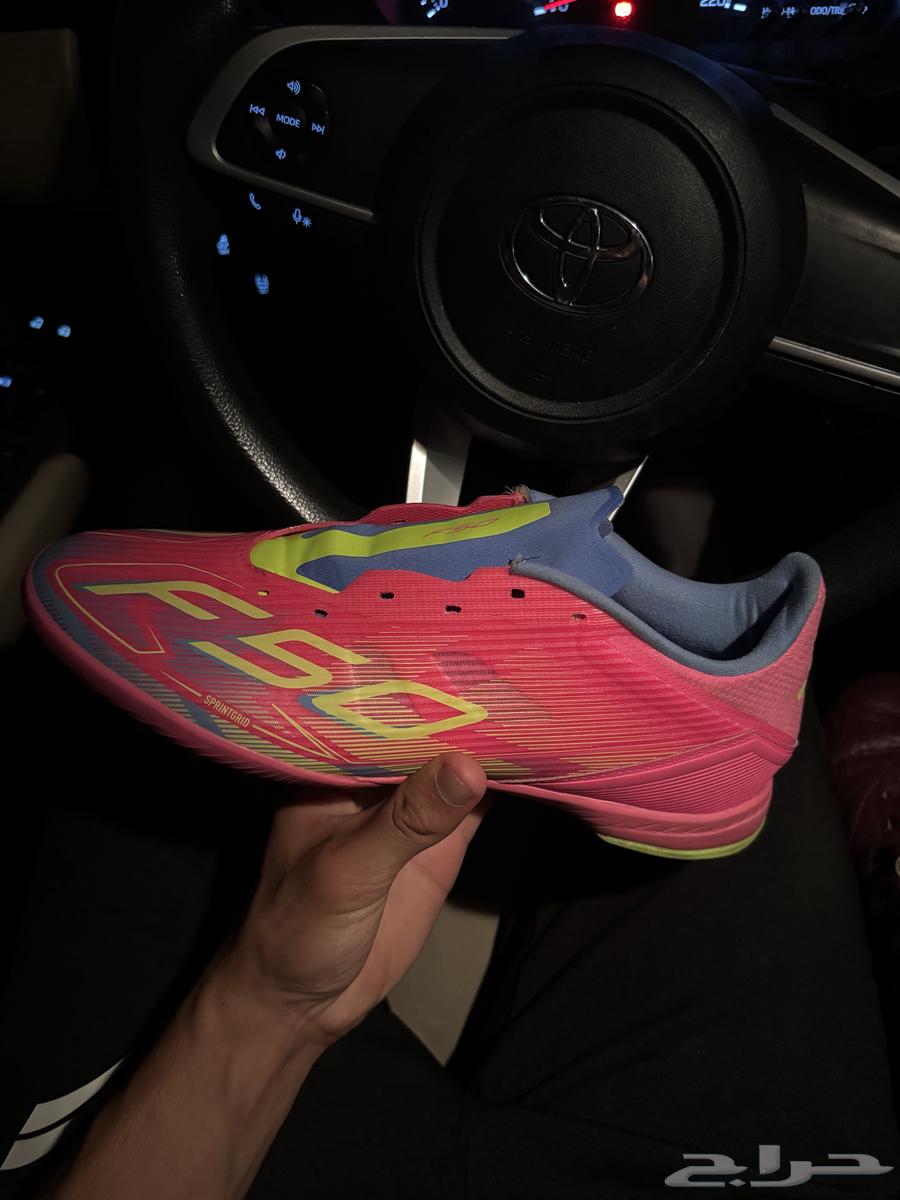 جزمة اديداس كرة قدم مقاس 42  سعرها ف السوق480  ابيعها ب 20064448354678017111