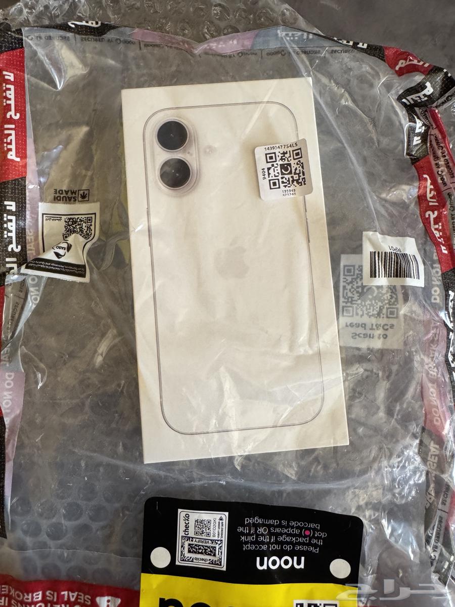 iPhone 16 128GB brand new, haven't opened it64444862875394110