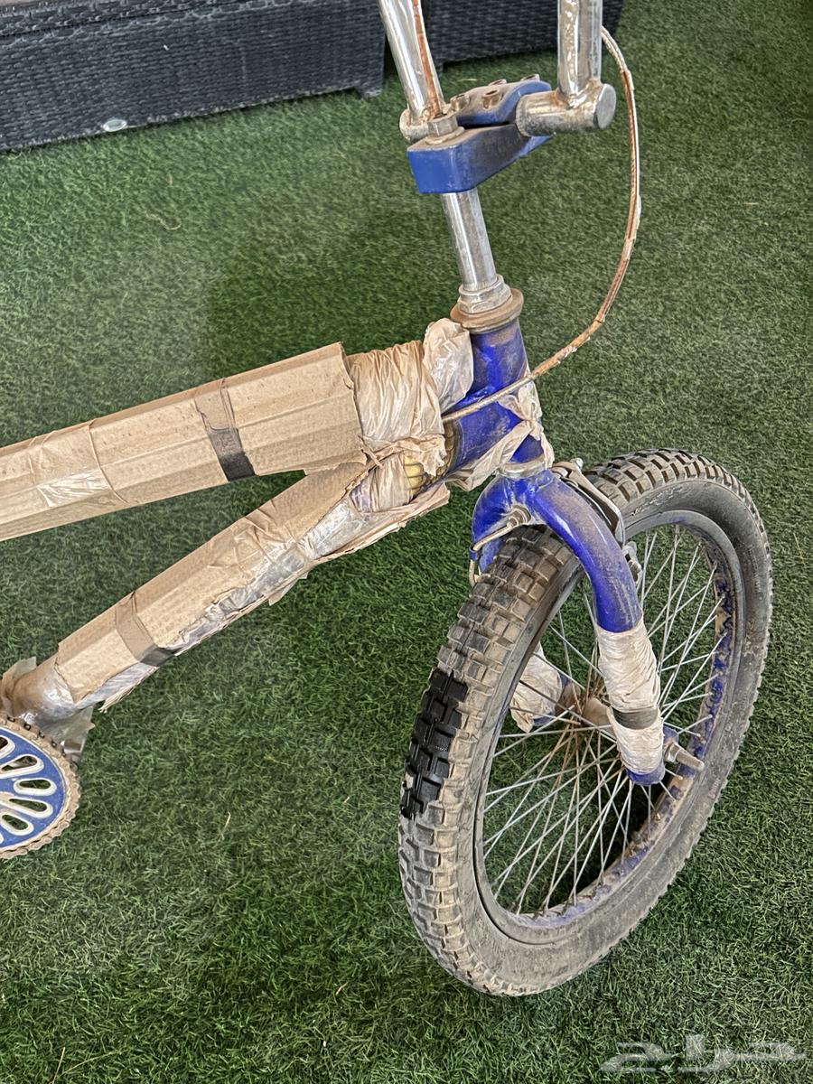 السلام عليكم السيكل للبيع كل شي فيه سليم يبغاله كفر و لستك64447122628611113