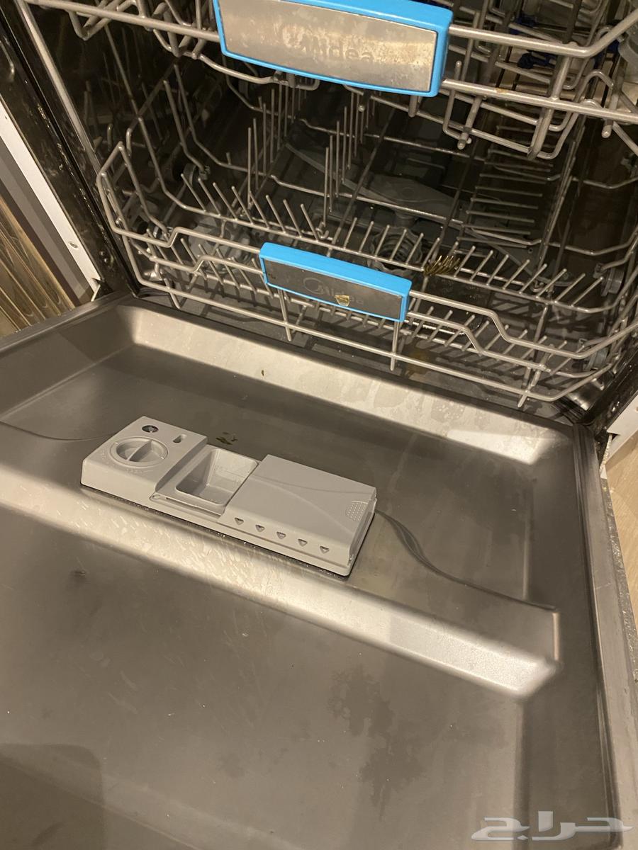 يوجد غسالة مواعين 500 ريال ومكنسه سجاد 400 ريال64443735953281112