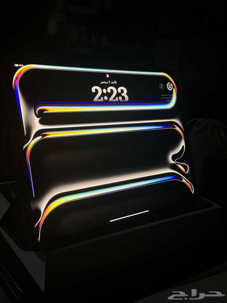 آيباد برو شاشة 13 انش 256 جيجا واي فاي64445675899138110