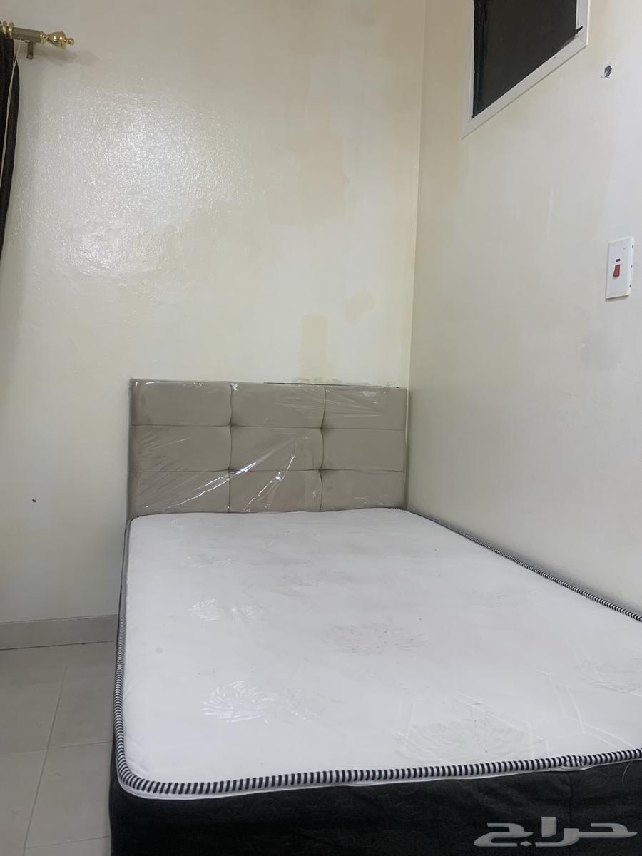 سرير مع مرتبة للبيع64444727732995110