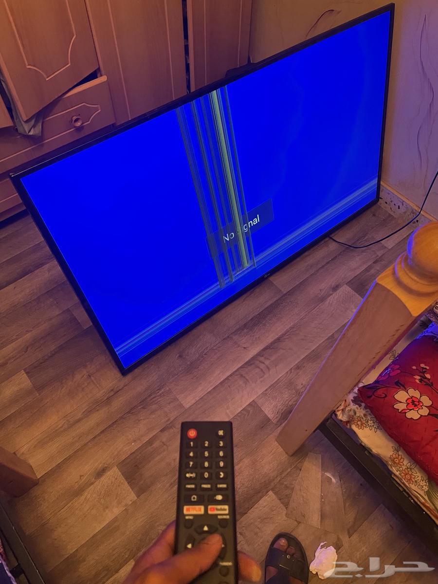 Plasma 3D with slight scratch on the frame64445580963203110