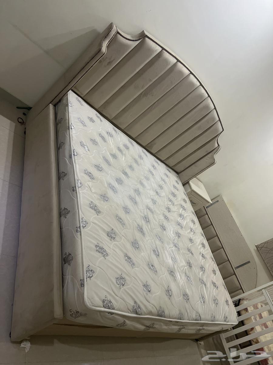 Used furniture double bed, children's bed, commode and drawers64447573740162110