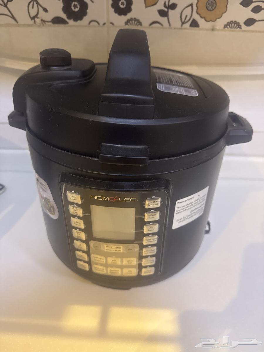 A coffee maker, always and a new Hom Elec electric kettle used only once64448195715457111