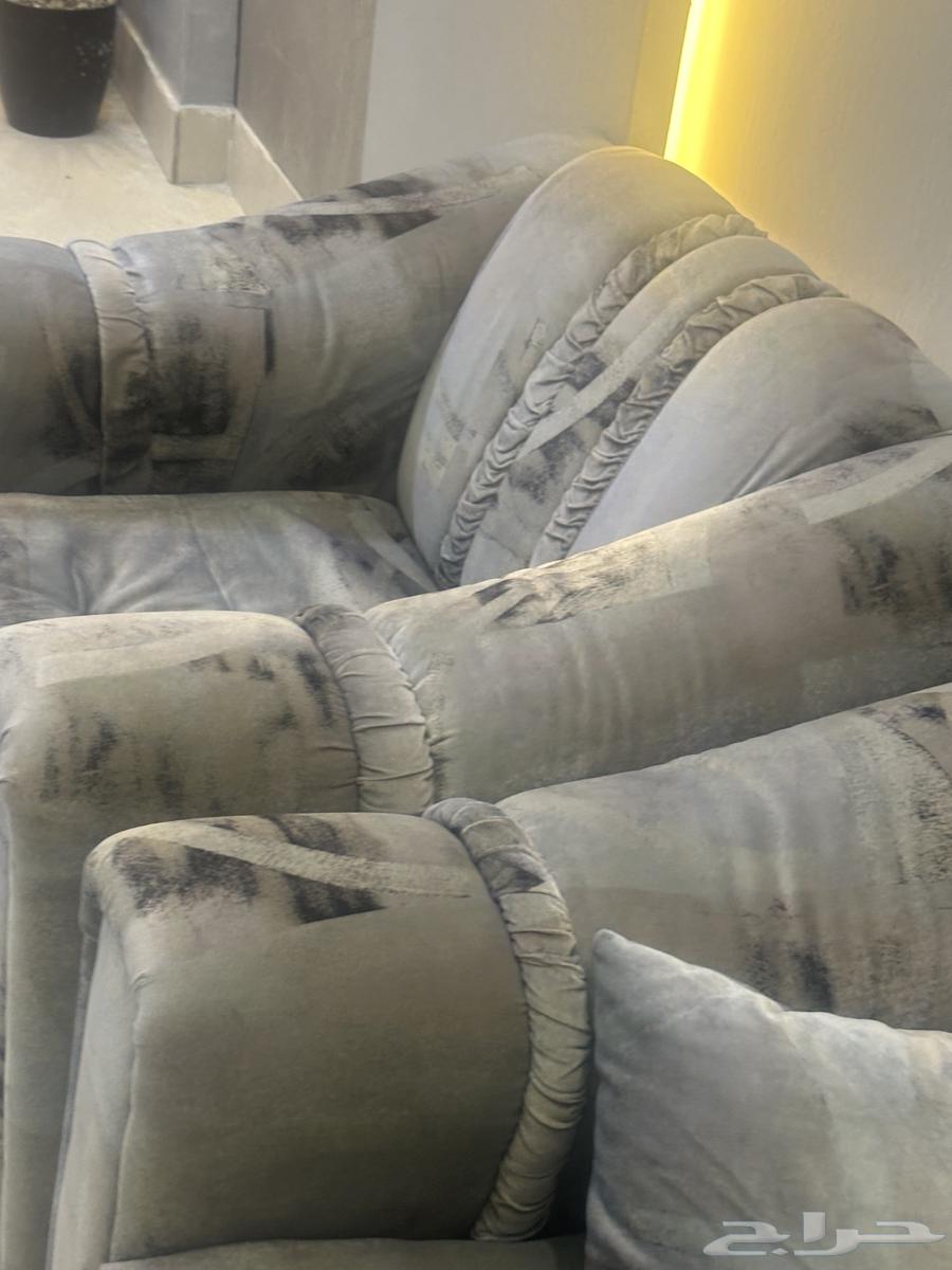 اغراض محل حلاق للبيع64448846840065110