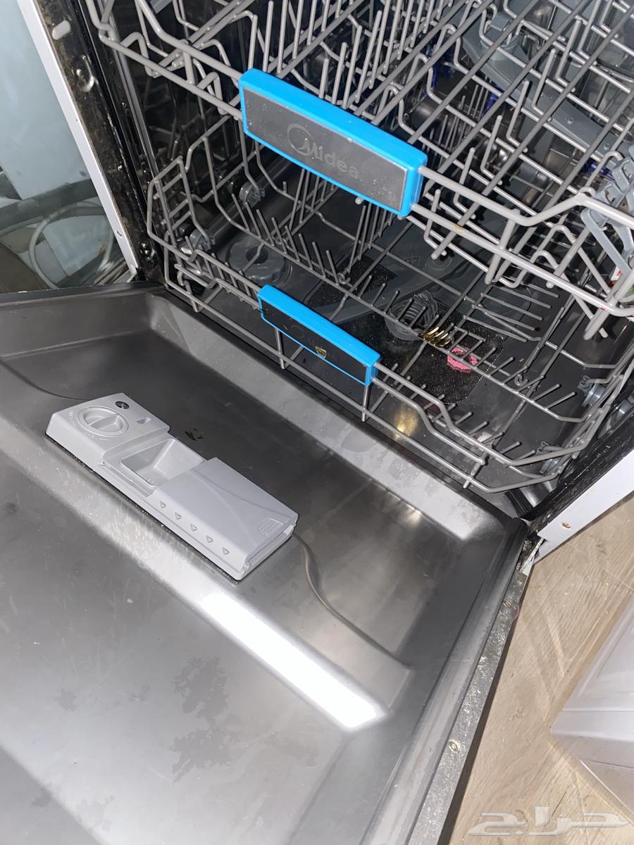 يوجد غسالة مواعين 500 ريال ومكنسه سجاد 400 ريال64443735953281111