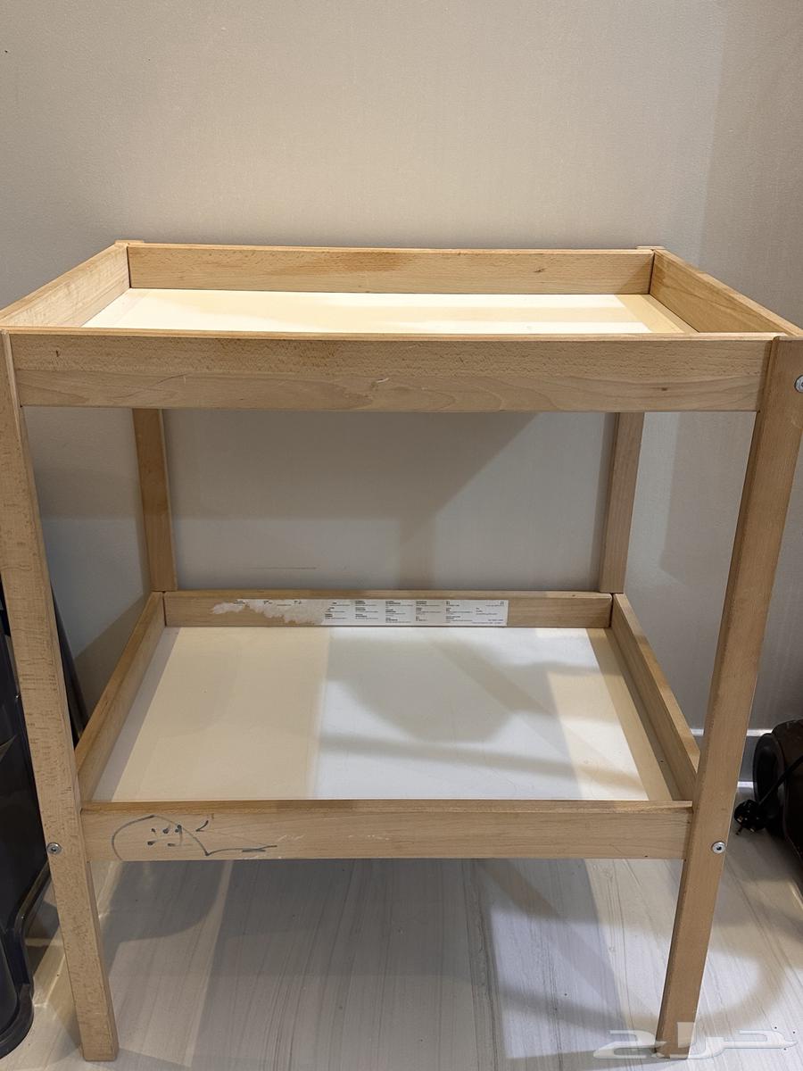 Baby changing table64444432262275110