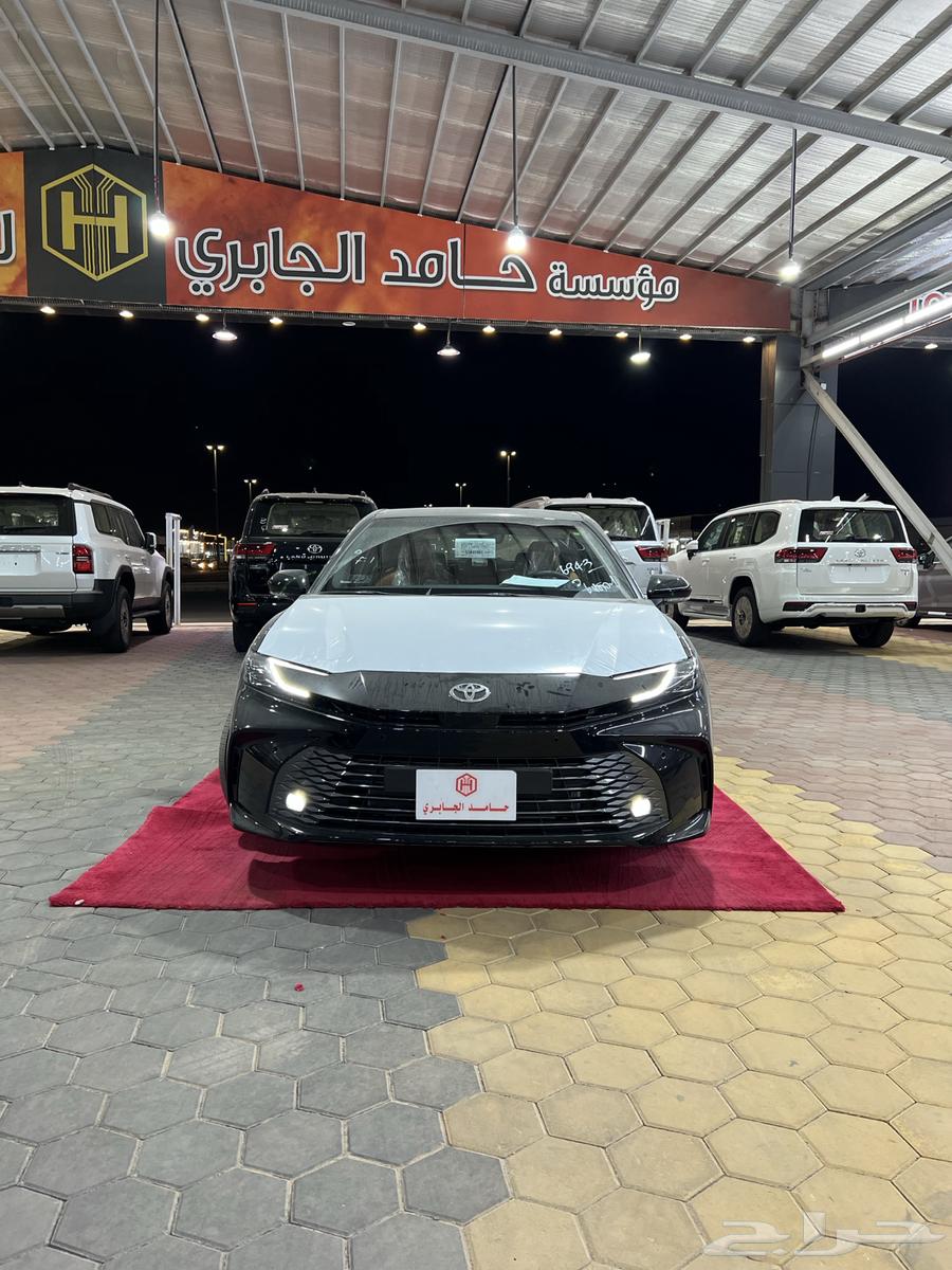 تويوتا   كامري جراندي بنزين 2025 جديد سعودي 161.000 شامل64611679222273111