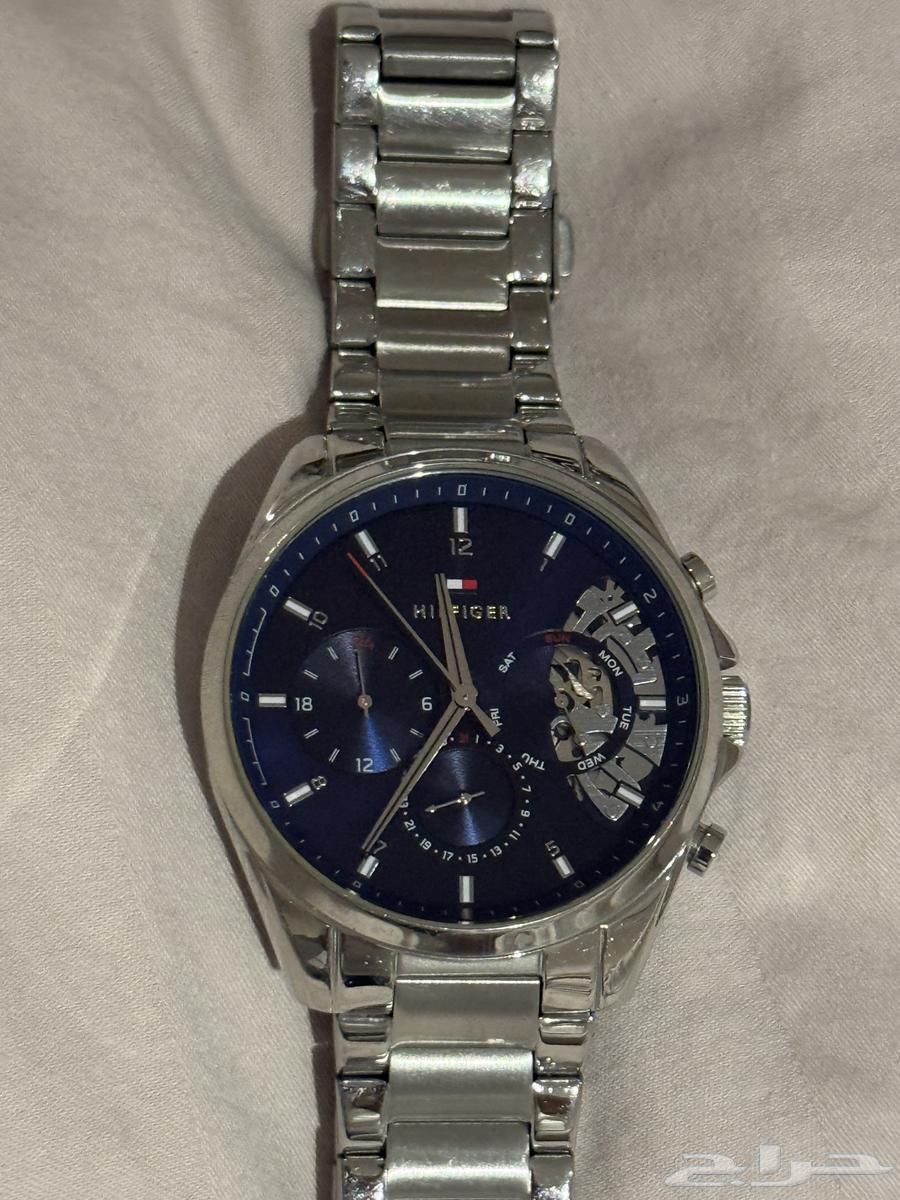 ساعة تومي بحالة ممتازة للبيع64483964171905110