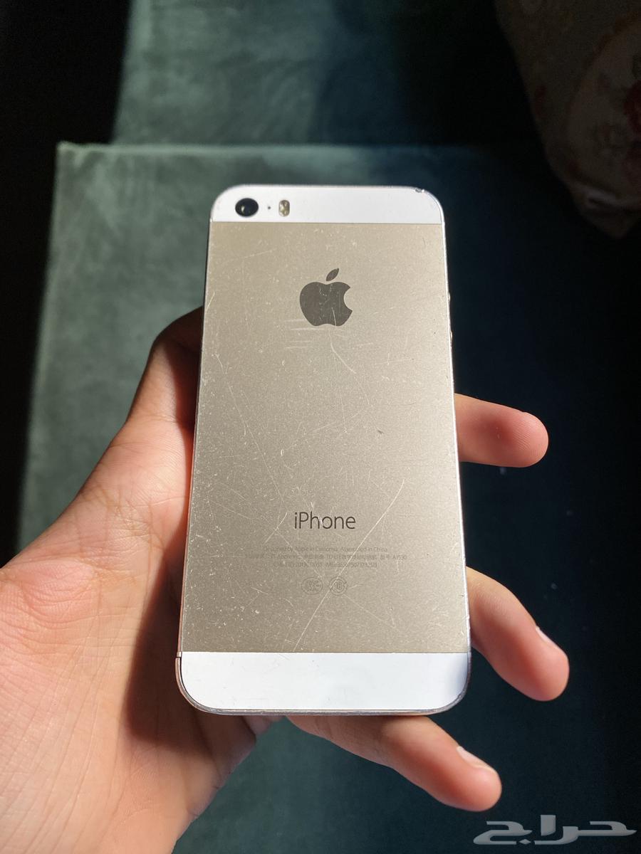 ايفون فايف و ايفون SE64443789607426112