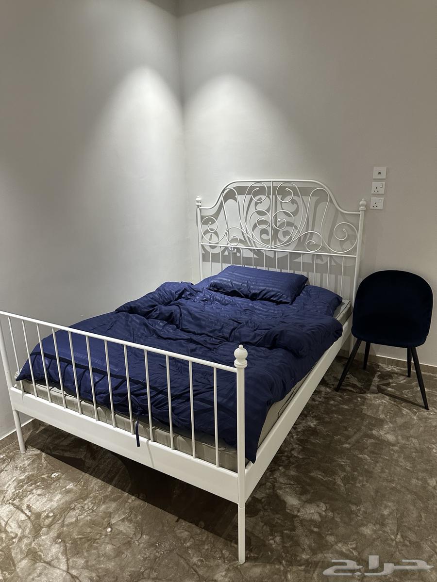 IKEA bed, wardrobe, dresser, and air conditioner64442227430403110