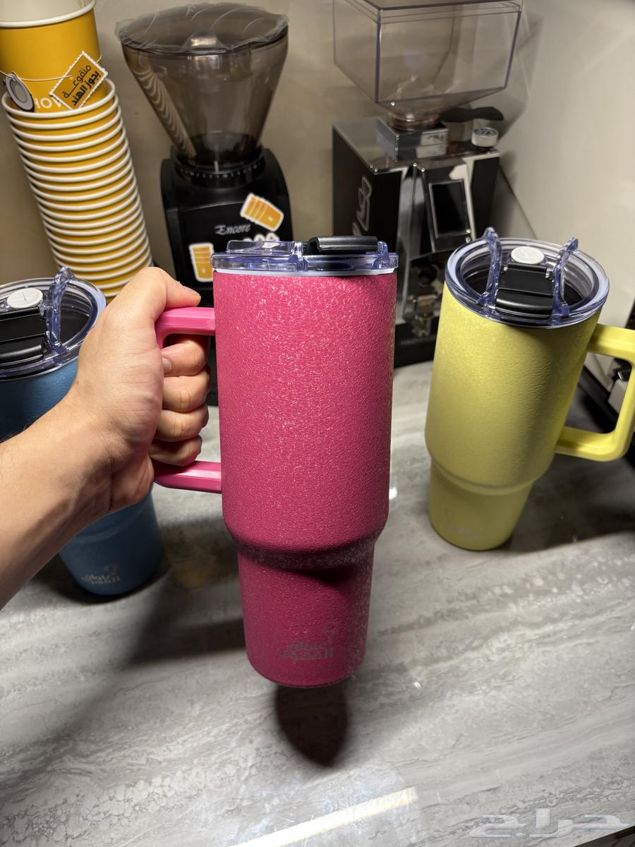 The title of the transparent coffee and larger than it64405985345921110