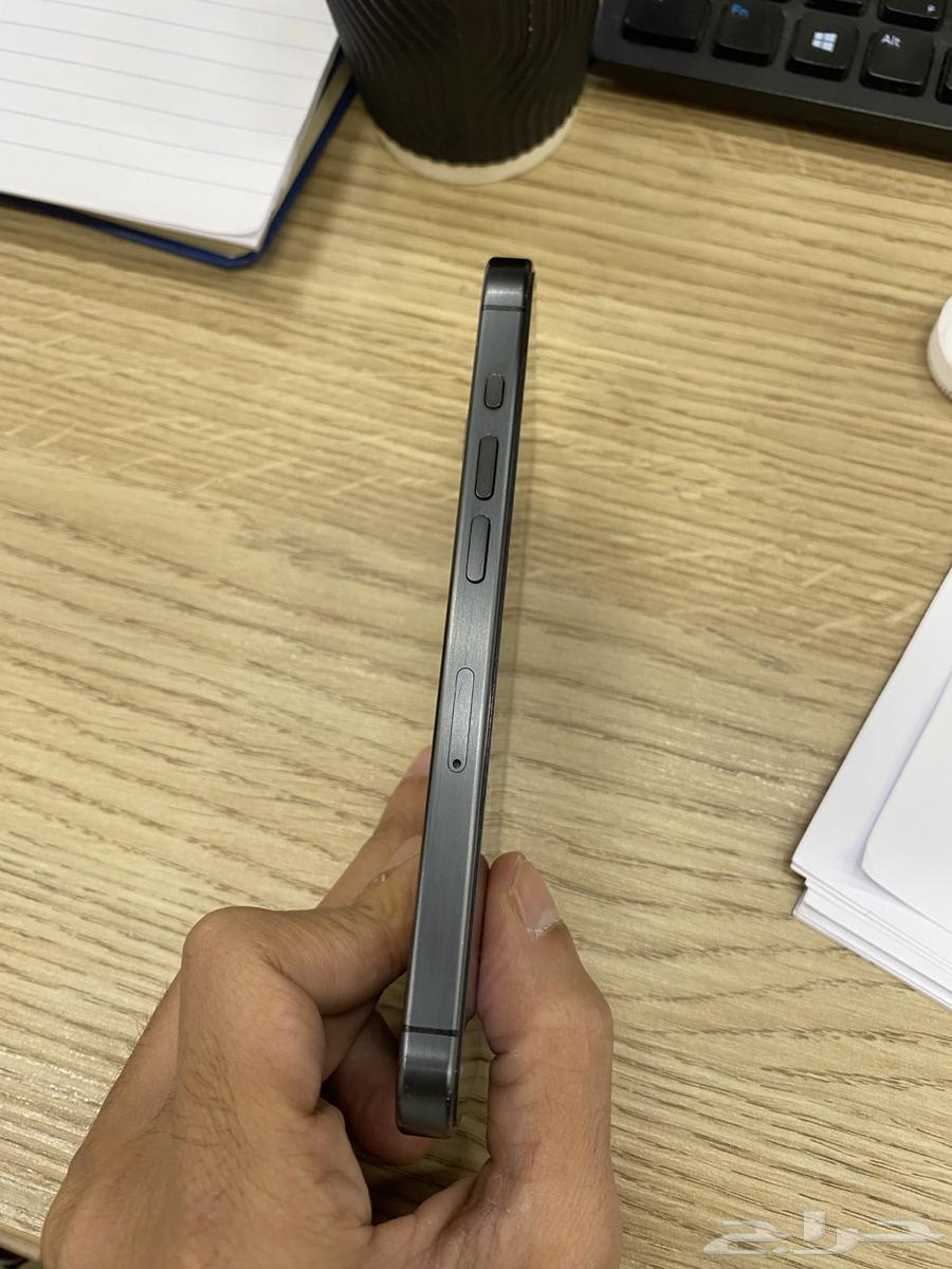 ايفون 15 برو اسود 25664445743950594113