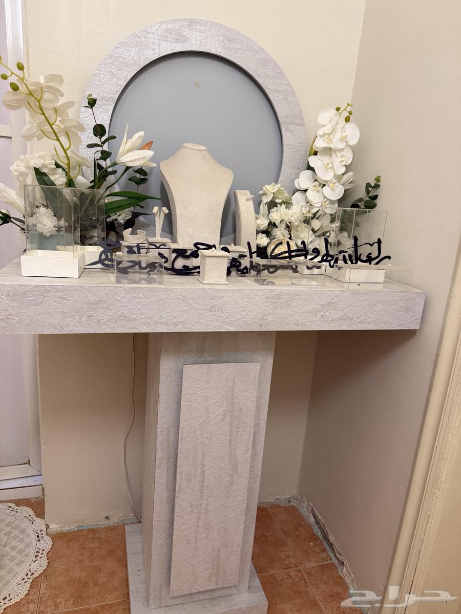 عربية ملكة.64446989366018110