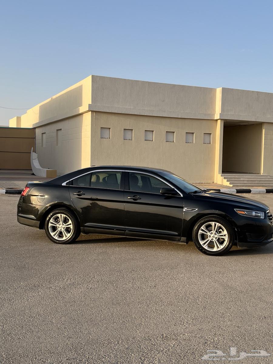 Ford Taurus Walkway 00 4 Slight Scratch, No Accident, Hit from Collision to Collision 201564611904777986114