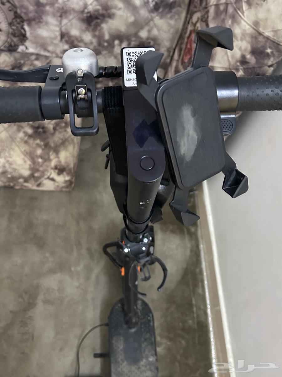 Selling a scooter out of necessity, I swear it's clean and has only been used three times64446647195139114