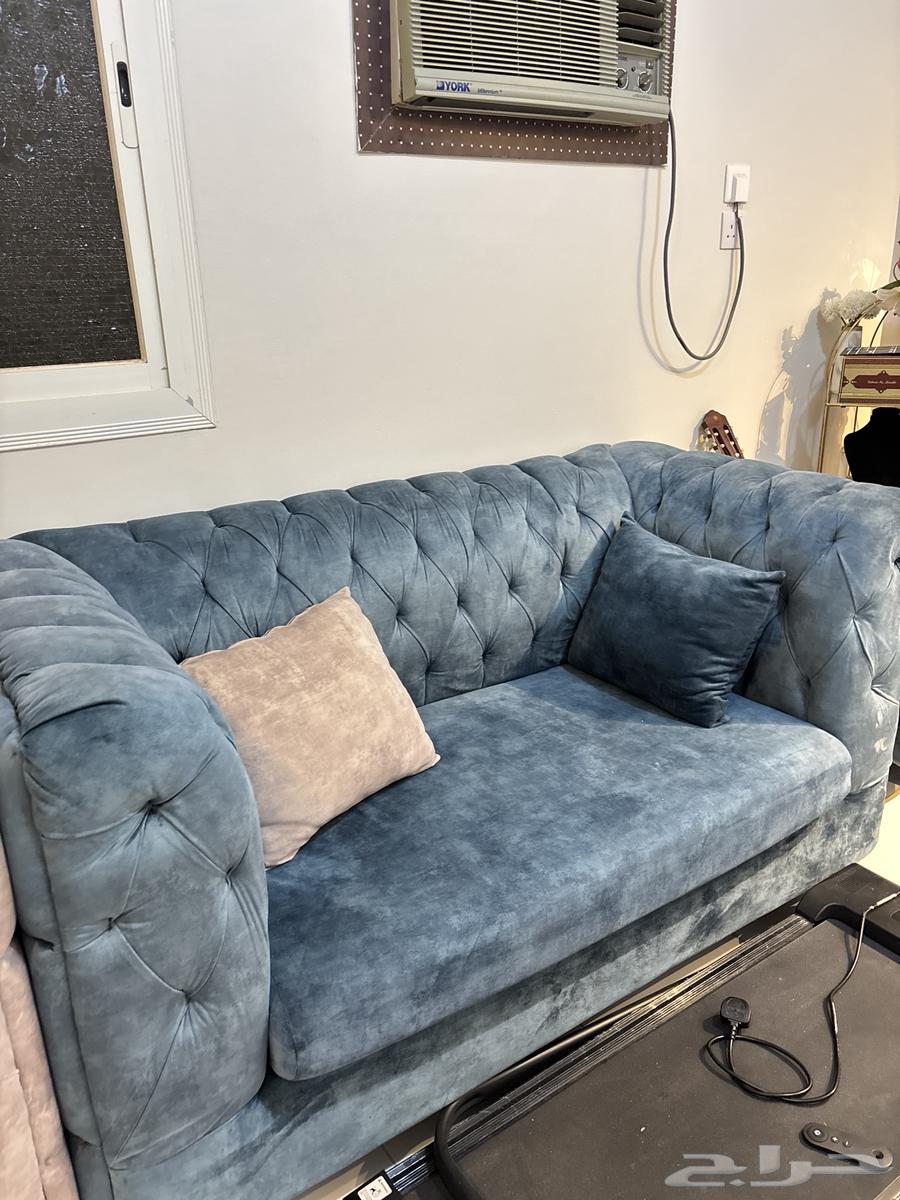 كنب مجلس شبه جديد ألوانه فالطبيعة اجمل بكثير64447957677827111