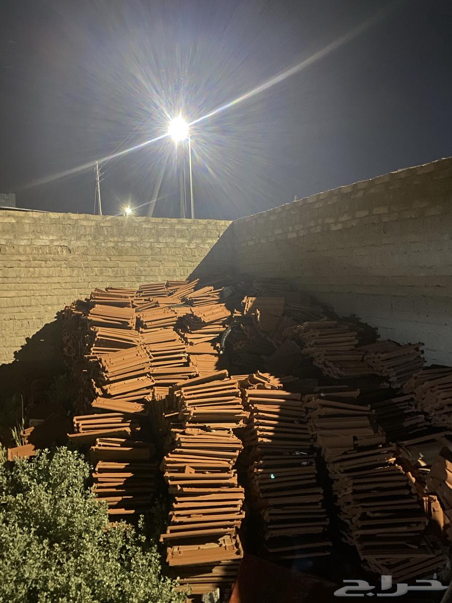 Red Tile64448540762627112