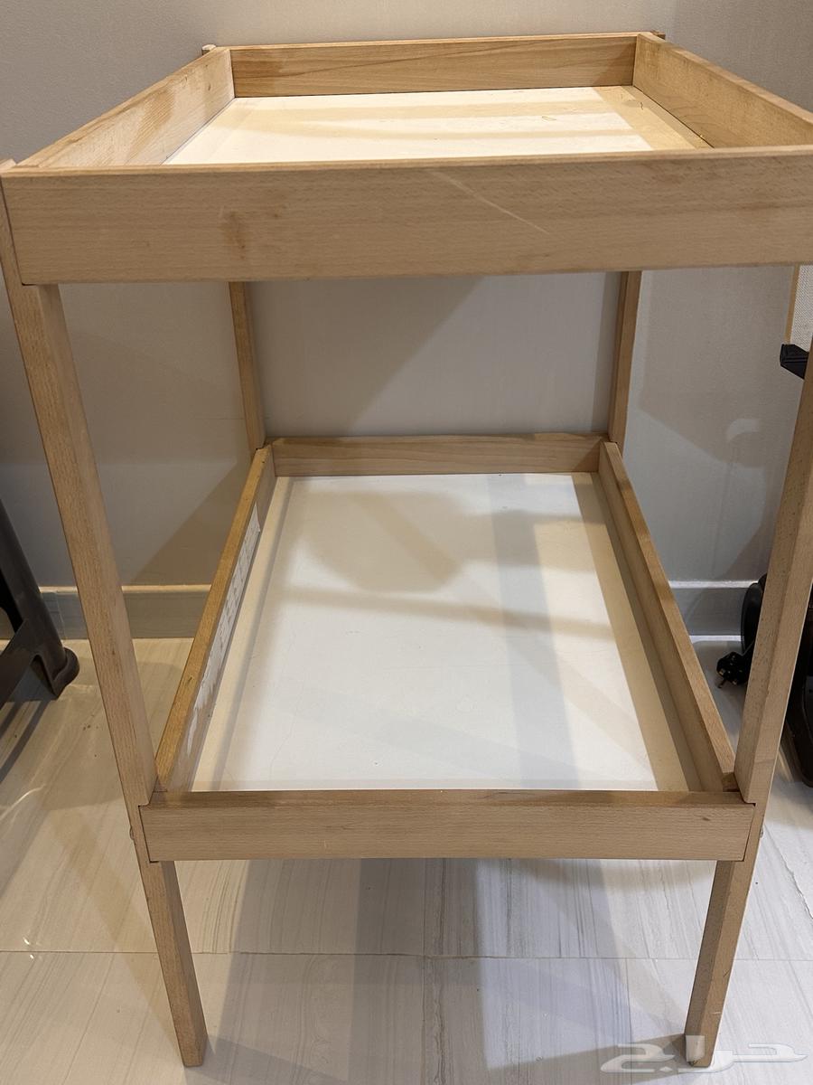 Baby changing table64444432262275111