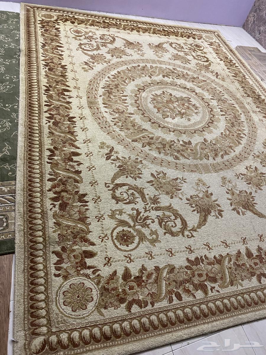 Two carpets in good condition for sale (4 by 3 and 3 by 2)64443452927362112
