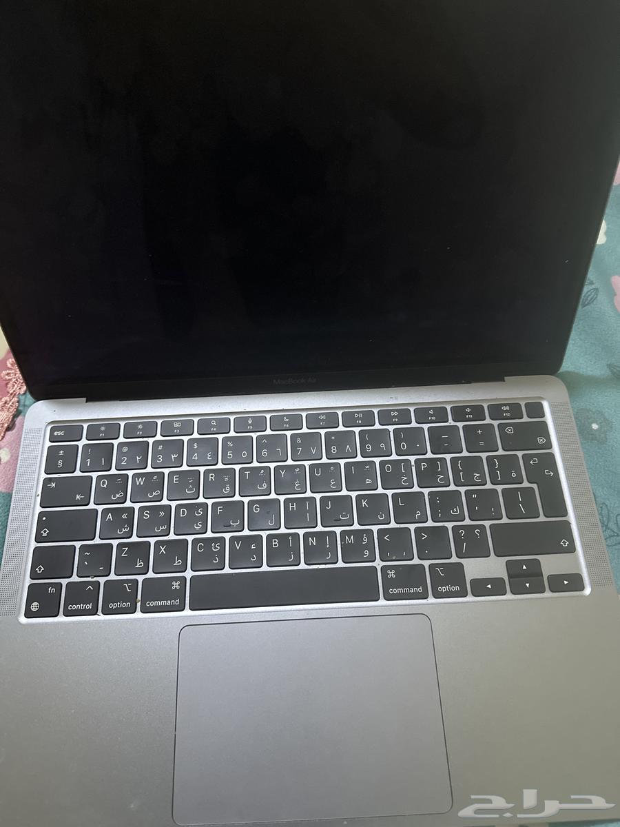 MacBook Air 2020 256GB 13.3 inch, the device is new64449154054017111