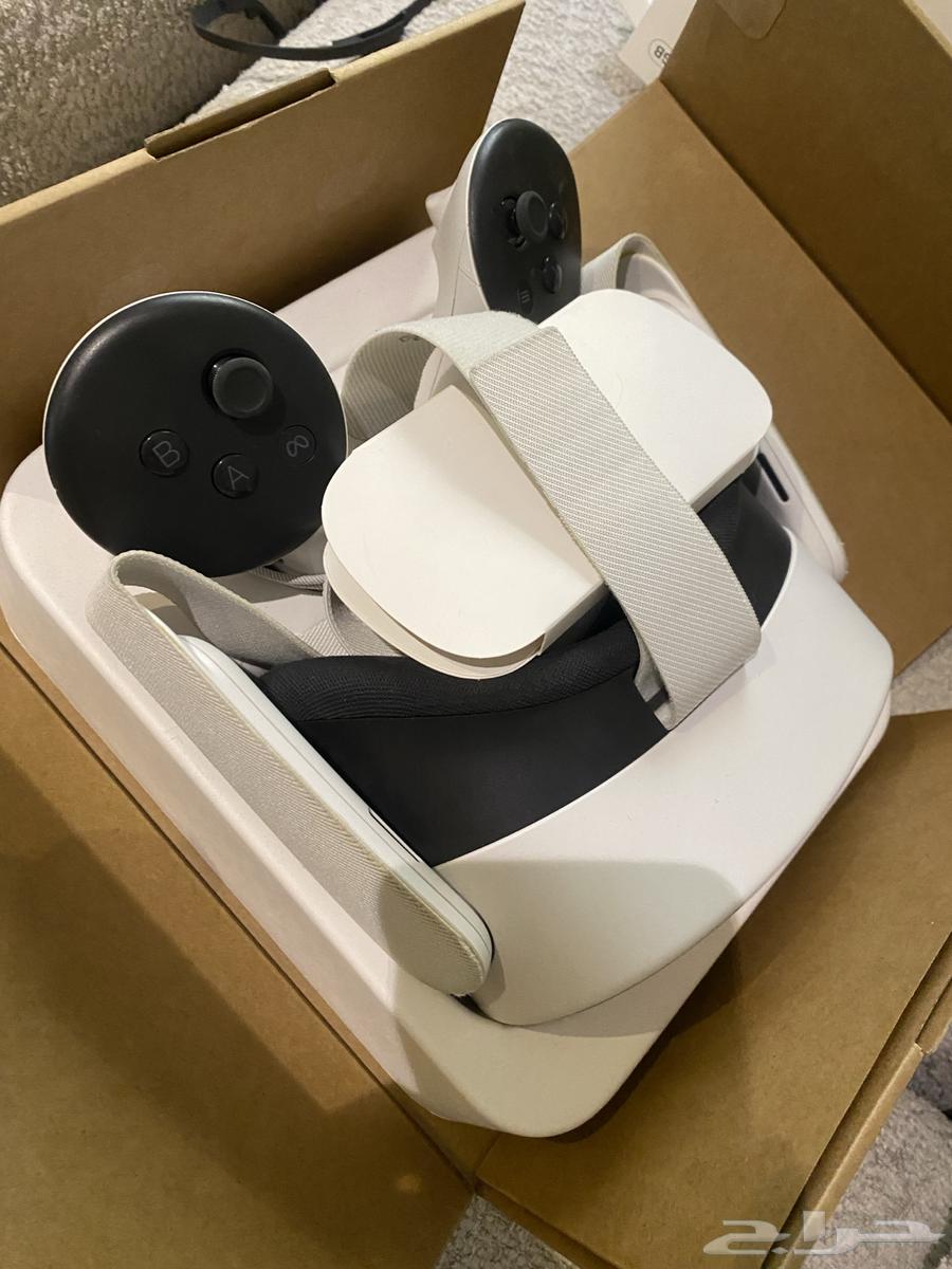 meta quest in VR64446603128834112