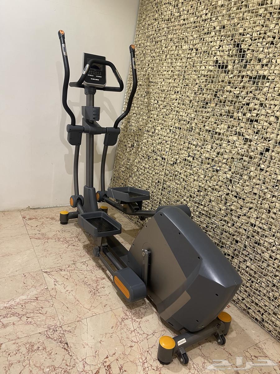 Electric elliptical machine without wires64443182557058110