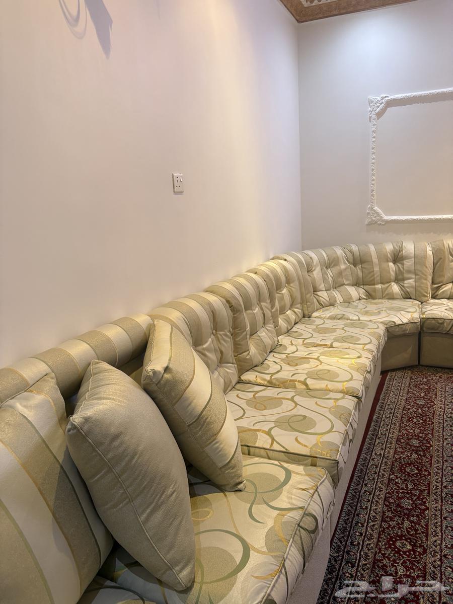 كنب حرف L نضيف مثل ما موضح في الصوره64444660717313112