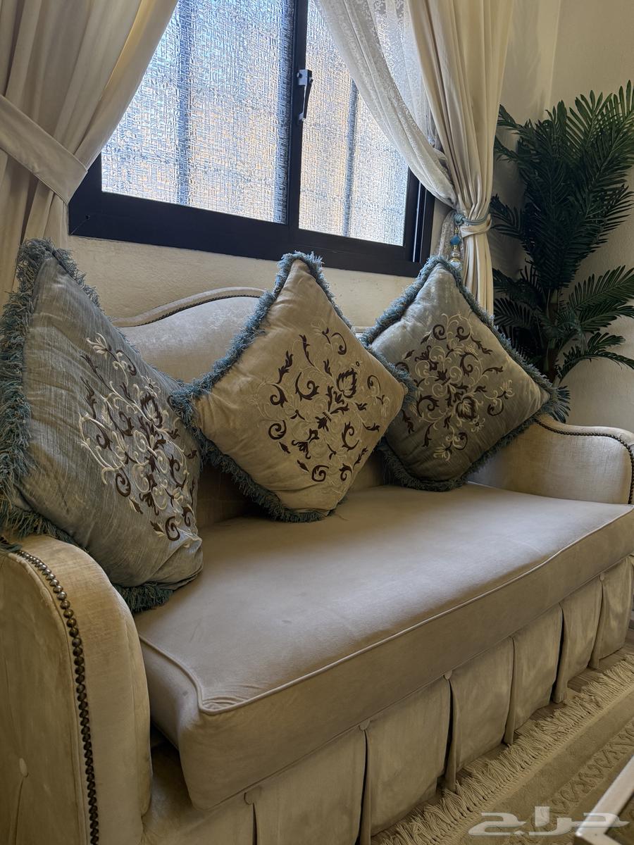 طقم كنب فخم يجلس 9 وكرسيين جانبين64443843279874113