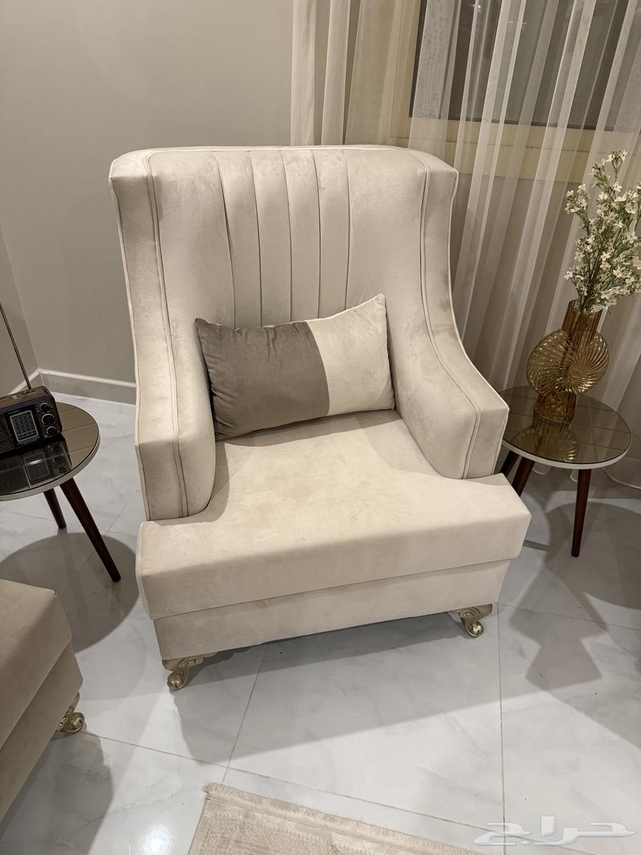 كنب صالون بحالة الجديد64448076786819111