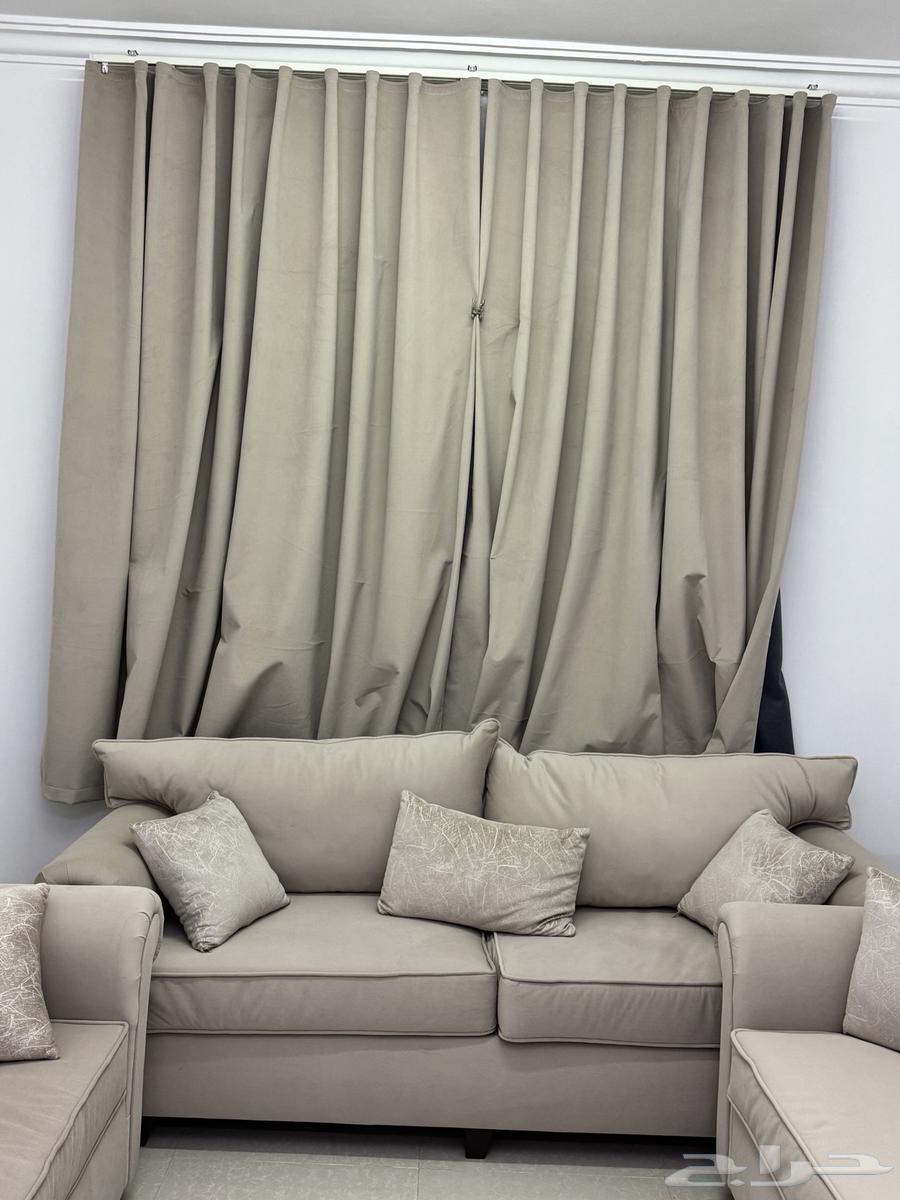 Sofa64437544441858112