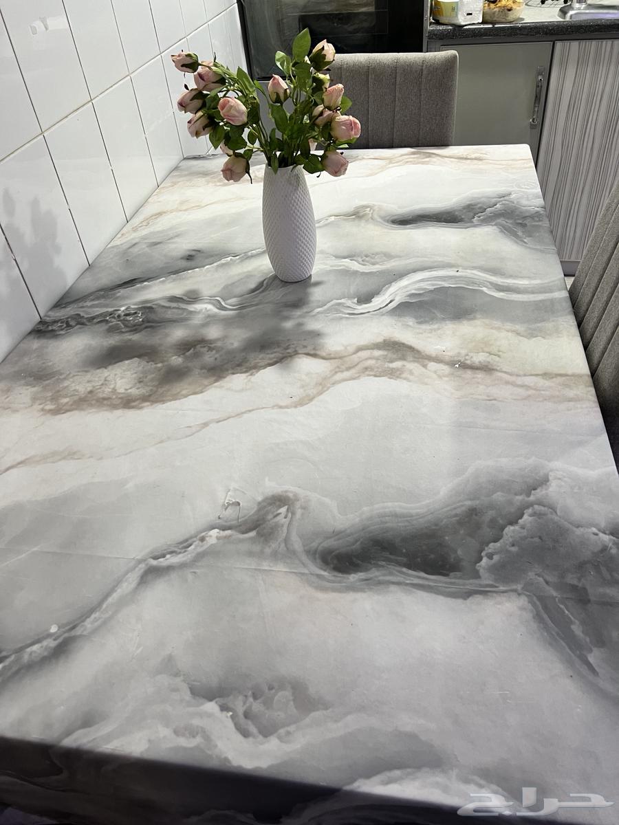 Dining table64442979646723112