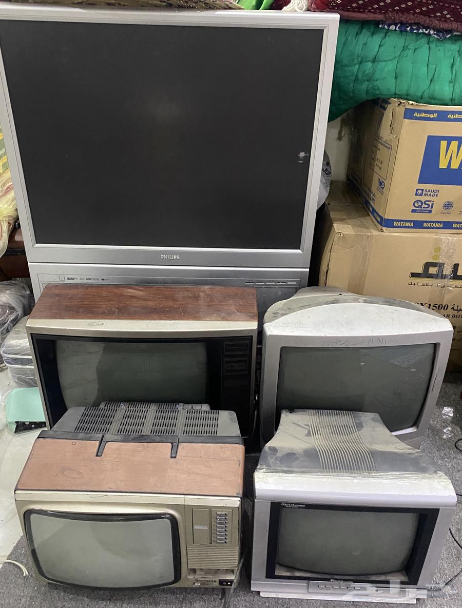 Vintage TVs and Video Equipment64442925121282113