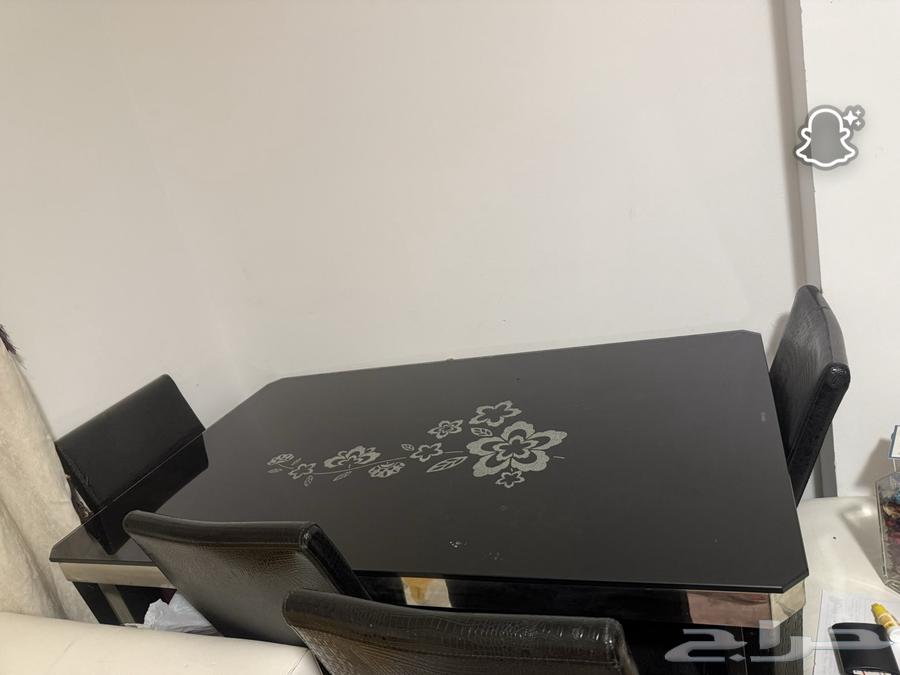 Dining table64443006722689111