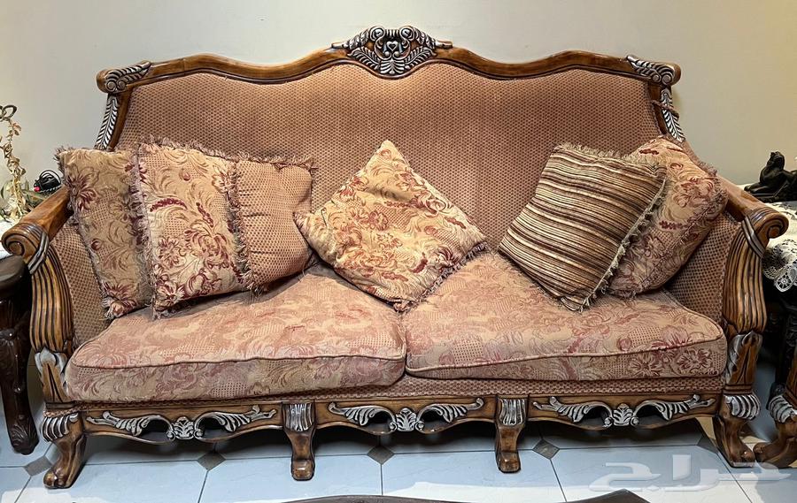 طقم كنب كلاسيكي مع ملحقاته64448620323073111