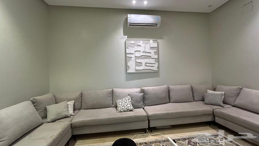 Clean used sofa64448513975938113