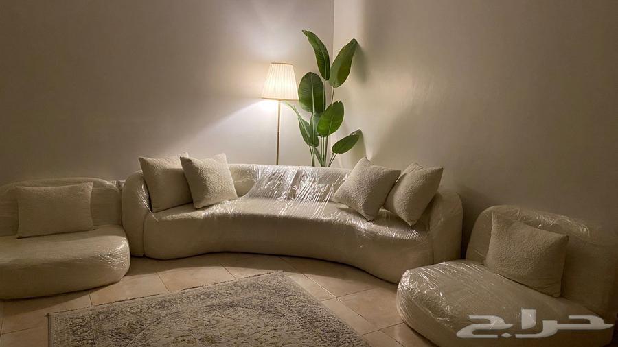 Modern sofa, my brother's new one, clean, 3 pieces64444338619779110