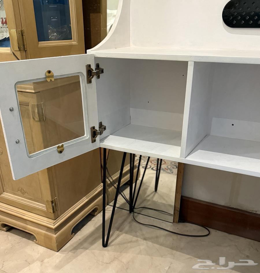 Sofas and Coffee Table Available64447122650498114