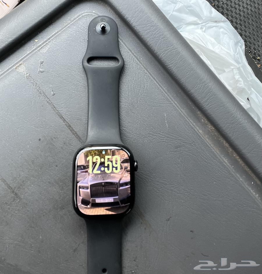 ساعه ابل واتش 10 اعلى فاه كرتونه وكامل اغراضه معه جديده صار64444970980226110