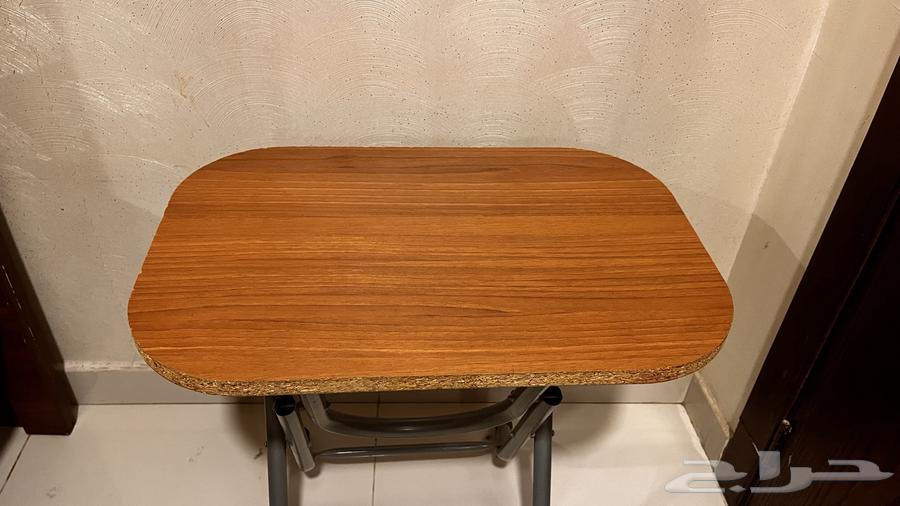Medium-sized excellent table at a cheap price64445391508097111