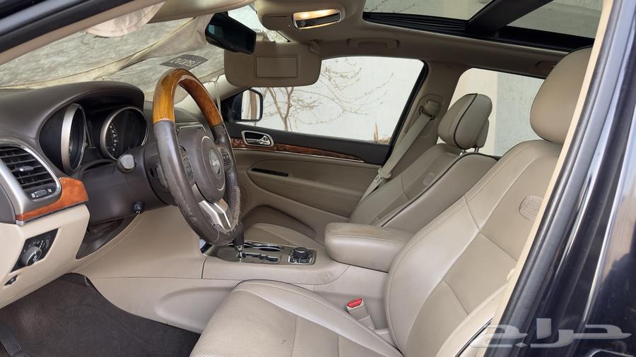 جراند شروكي جيب 2011 بنفسجي64611704155138112